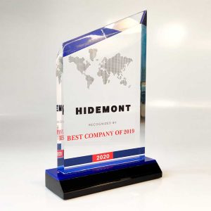 Acrylic award for the “Hidemont” company by Vizinform