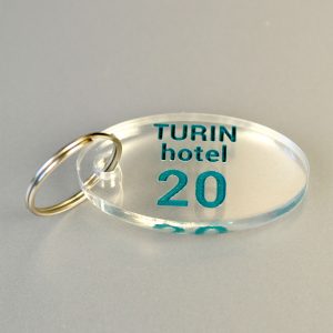 Brelok akrylowy do hotelu by Vizinform